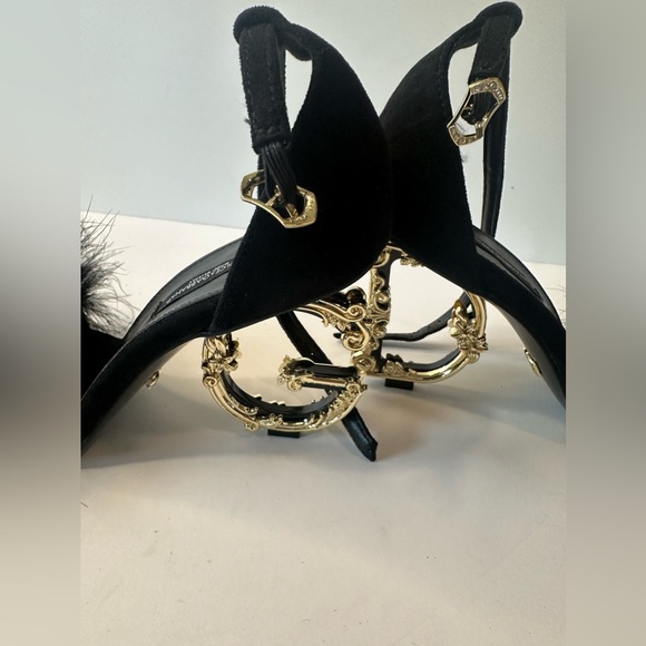 Fashion design 
Barocco-Heel Feather Ankle-Strap Sandals - Picture 2 of 13